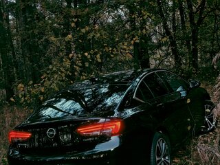 2018 Opel Insignia II, чёрный, 1690000 рублей, вид 4