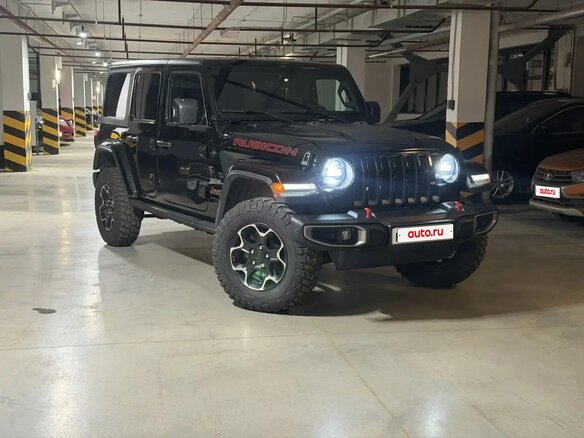2019 Jeep Wrangler IV (JL), чёрный, 5300000 рублей - вид 2