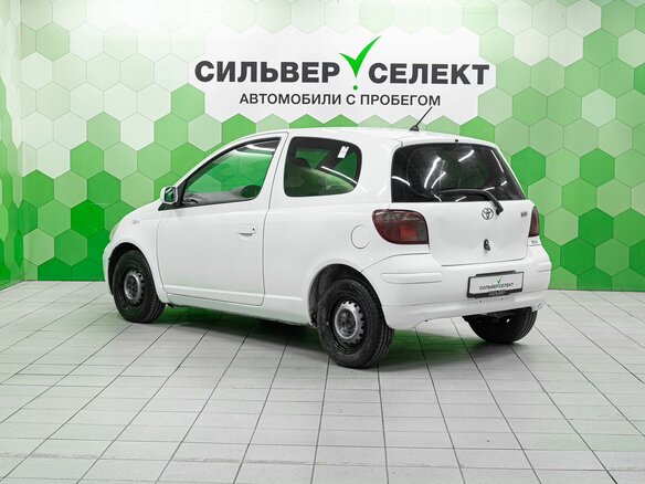 2003 Toyota Vitz I (P10), белый - вид 5