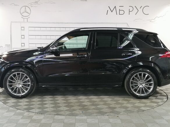 2026 Mercedes-Benz GLE 300 d II (V167) Рестайлинг, чёрный, 17100000 рублей - вид 2