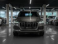 2021 Audi Q7 45 TFSI II (4M) Рестайлинг, серый, 5000000 рублей - вид 2