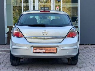 2012 Opel Astra H Рестайлинг, серебристый, 479000 рублей, вид 4