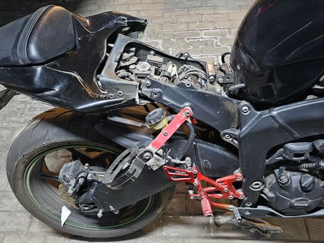 2009 Kawasaki ZX-6R Ninja, чёрный, 400000 рублей, вид 4