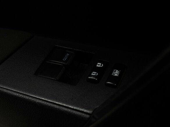 2013 Toyota Corolla XI (E160, E170, E180), белый, 909000 рублей - вид 12