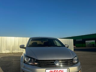 2016 Volkswagen Polo V Рестайлинг, серебристый, 1325000 рублей, вид 1