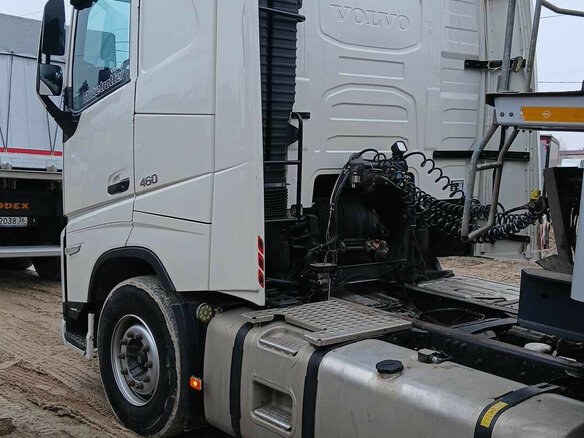 2022 Volvo FH 540, белый, 9642500 рублей - вид 5