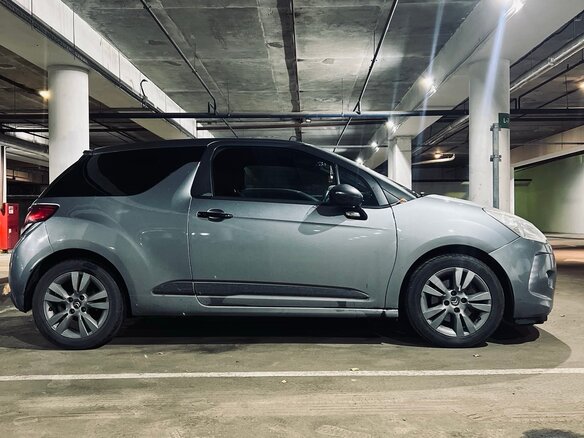 2010 Citroen DS3 I, серый, 499999 рублей - вид 2