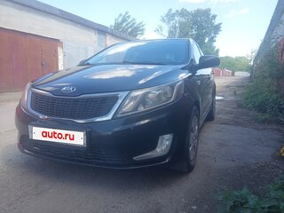 2013 Kia Rio 5-speed III, чёрный, 573000 рублей, вид 2