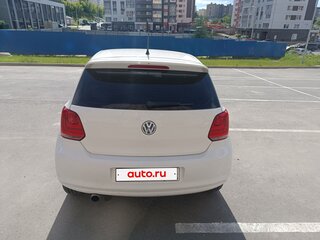 2011 Volkswagen Polo V, белый, 425000 рублей, вид 3