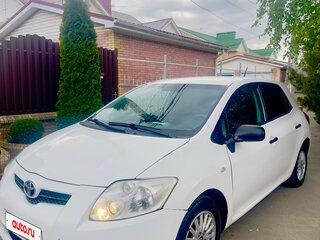 2009 Toyota Auris I, белый, 565000 рублей, вид 1