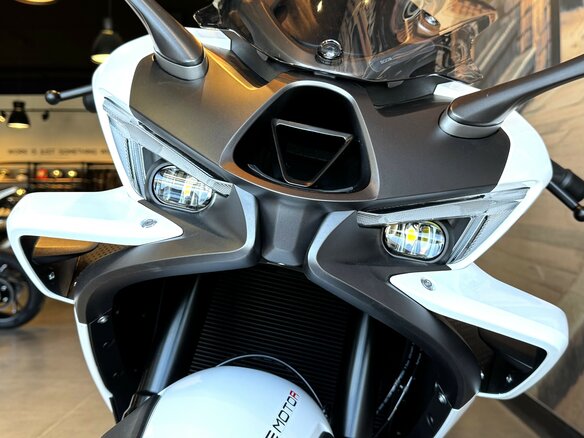 2026 Voge RR500S, белый, 687000 рублей - вид 5
