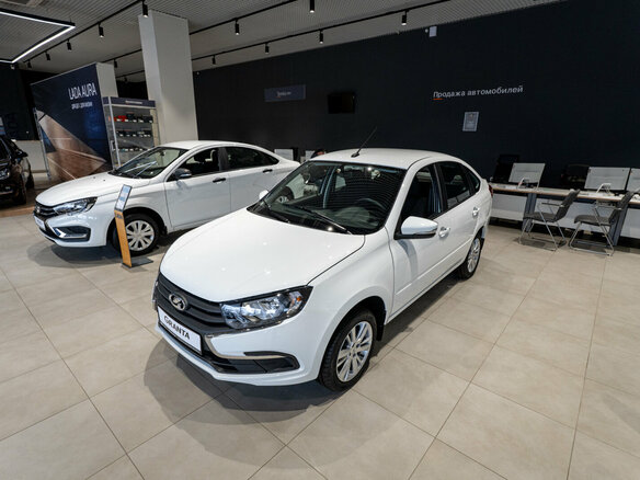 2025 Lada (ВАЗ) Granta I Рестайлинг, белый, 1098000 рублей - вид 17