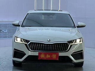 2022 Skoda Octavia IV (A8), белый, 2178000 рублей, вид 2