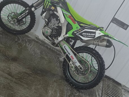 2017 Kawasaki KX 450, зелёный, 525300 рублей, вид 3