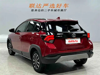 2021 Toyota Yaris L XP150 Рестайлинг, пурпурный, 1195111 рублей, вид 4