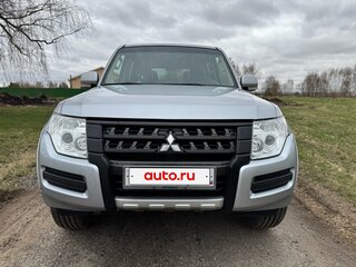 2015 Mitsubishi Pajero IV Рестайлинг 2, серебристый, 2999999 рублей, вид 3