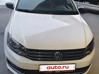 2017 Volkswagen Polo V Рестайлинг, белый, 982000 рублей, вид 2