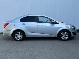2012 Chevrolet Aveo II, белый, 550000 рублей, вид 4