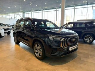 2025 Geely Okavango I Рестайлинг, чёрный, 4025990 рублей, вид 3