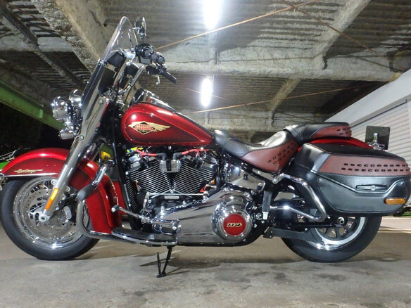 2023 Harley-Davidson Heritage, красный
