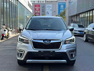 2021 Subaru Forester V, серебристый, 2250055 рублей, вид 2