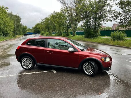 2008 Volvo C30 I, красный, 710000 рублей, вид 2