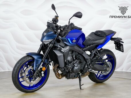 2024 Yamaha MT-09 (FZ-09), синий, 1237000 рублей, вид 3