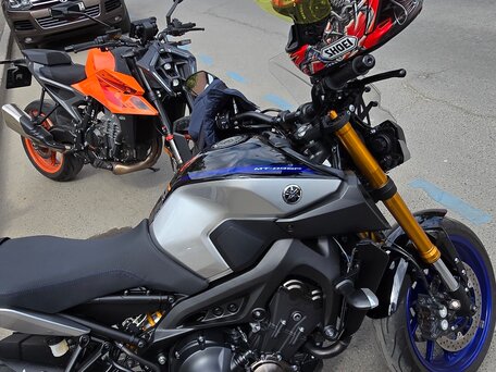 2024 KTM 990 Duke, оранжевый, 1549999 рублей, вид 5