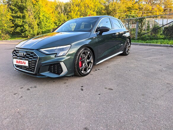 2022 Audi A3 Sportback 35 TFSI IV (8Y), зелёный, 3050000 рублей