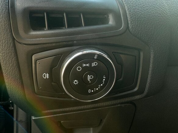 2013 Ford Focus III, чёрный, 750000 рублей - вид 17