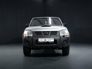 2009 Nissan NP300, серебристый, 649000 рублей, вид 2