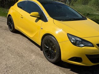 2011 Opel Astra GTC J Рестайлинг, жёлтый, 700000 рублей, вид 2