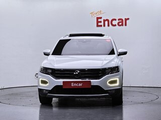 2021 Volkswagen T-Roc I Рестайлинг, белый, 1800121 рублей, вид 2