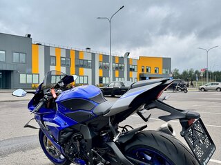 2024 Yamaha YZF-R1, синий, 2100000 рублей, вид 5