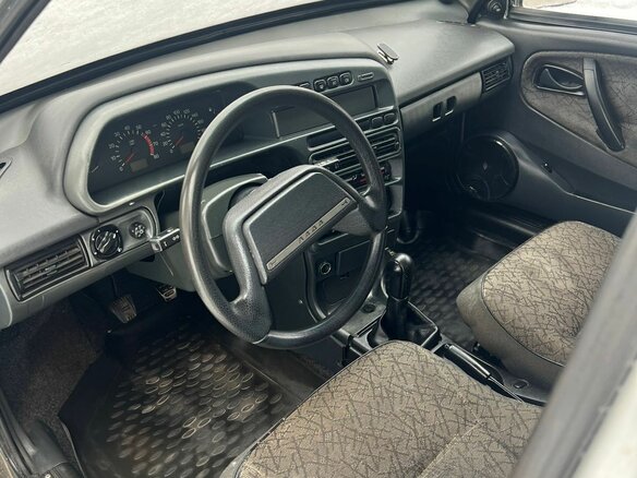 2007 Lada (ВАЗ) 2114, серебристый, 165000 рублей - вид 4