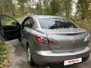 2011 Mazda 3 II (BL), серебристый, 950000 рублей, вид 3