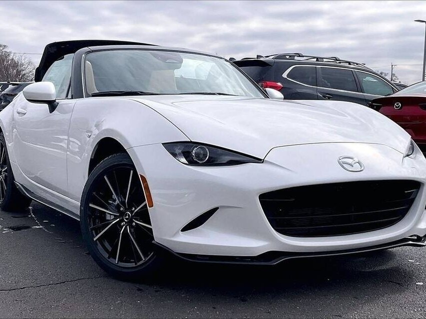 Открыть фотографии: Mazda MX-5 IV (ND)