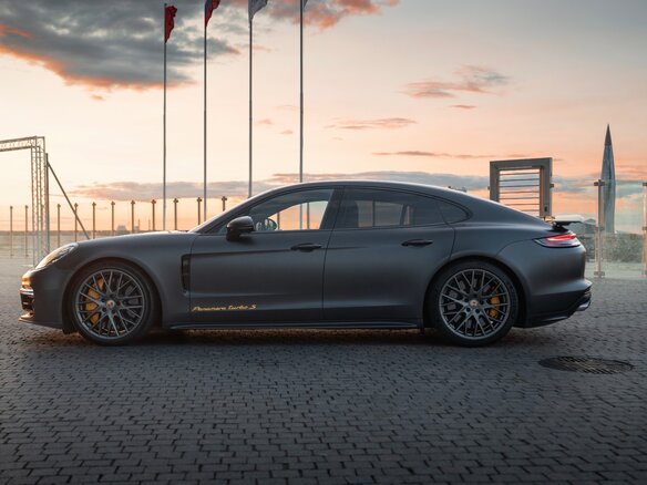 2020 Porsche Panamera Turbo S Executive II Рестайлинг, серый, 13000000 рублей - вид 8