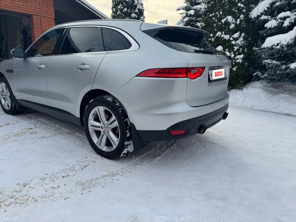 2018 Jaguar F-Pace I, серебристый, 4500000 рублей - вид 2