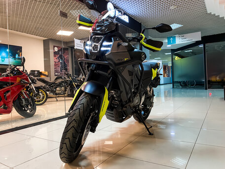 2026 QJMotor SVT 650, чёрный, 699000 рублей, вид 2
