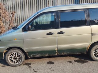 1997 Toyota Town Ace Noah III, серый, 400000 рублей, вид 3
