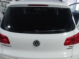 2013 Volkswagen Tiguan I Рестайлинг, белый, 1100000 рублей, вид 3