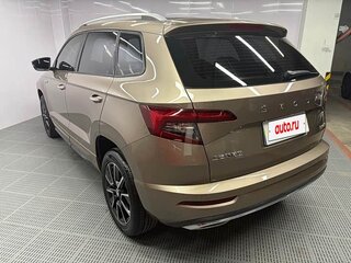 2022 Skoda Karoq DSG7 I, коричневый, 1916055 рублей, вид 4