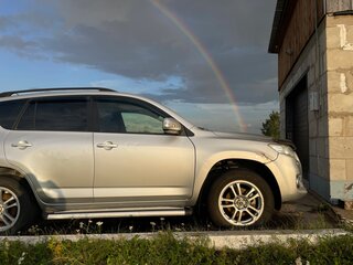 2010 Toyota RAV4 III (XA30) Рестайлинг, серебристый, 1200000 рублей, вид 5