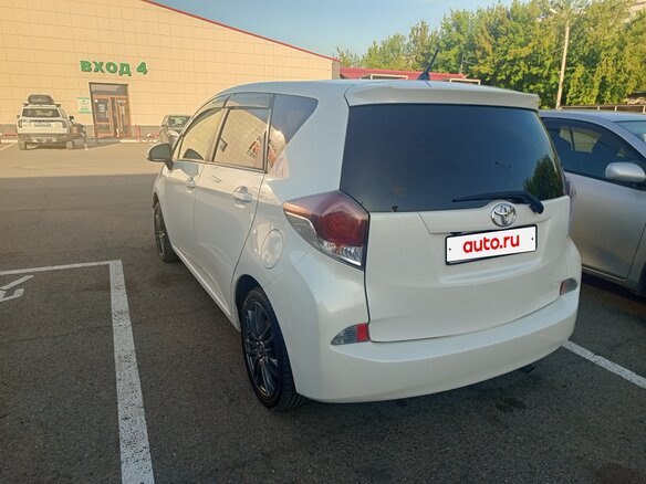 2016 Toyota Ractis II, белый, 900000 рублей - вид 4