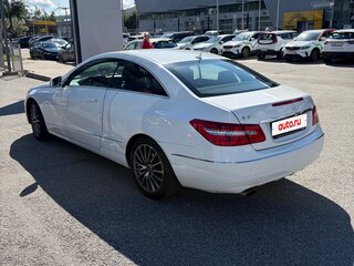 2013 Mercedes-Benz E-Класс 200 7G-Tronic IV (W212, S212, C207), белый, 1500000 рублей, вид 5