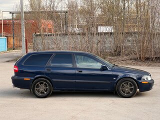 2000 Volvo V40 I Рестайлинг, синий, 485000 рублей, вид 4