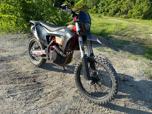 2023 Regulmoto Holeshot, красный, 190000 рублей
