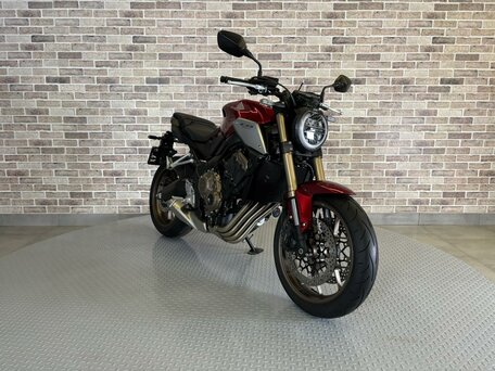 2022 Honda CB 650R, красный, 1068000 рублей, вид 4
