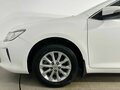 2016 Toyota Camry VII (XV50) Рестайлинг, белый - вид 8